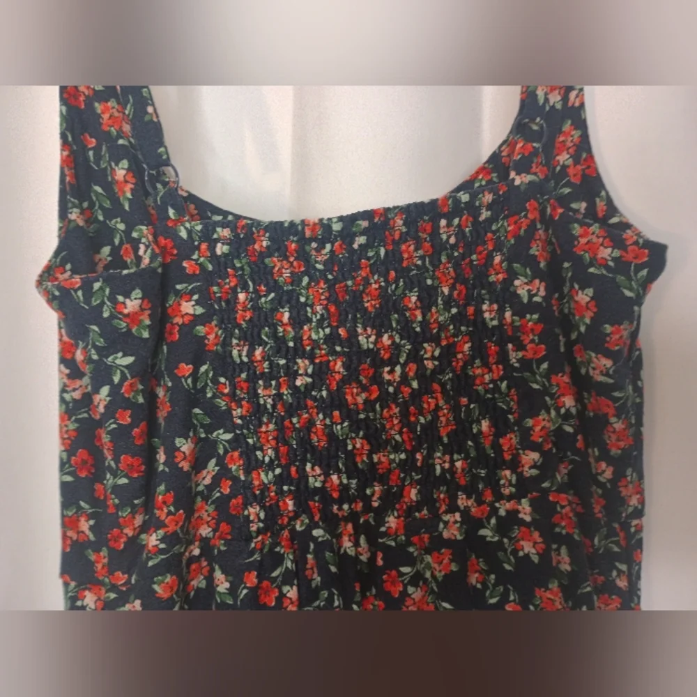 Old Navy Linen Mini Dress Small Ditsy Floral Smocked Cottage Preppy Americana - Picture 9 of 16